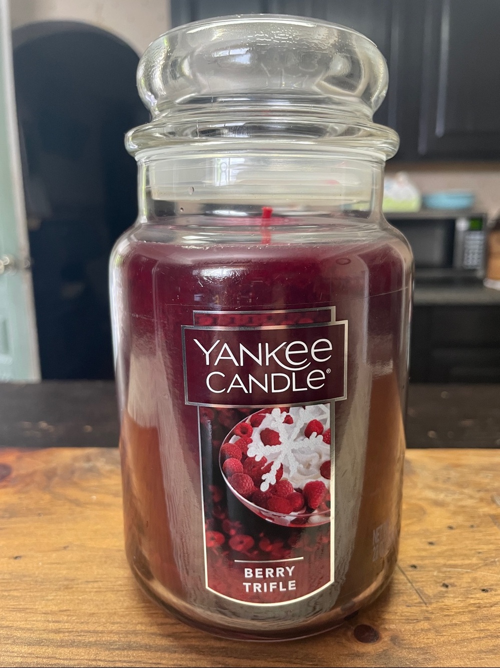 Yankee Candle Berry Trifle Large 22 oz Jar with Lid Candle. New!